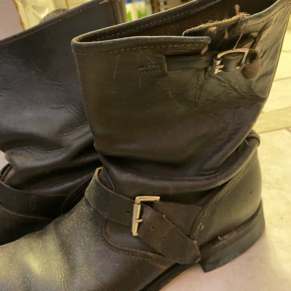 Frye engineer boot size 8.5